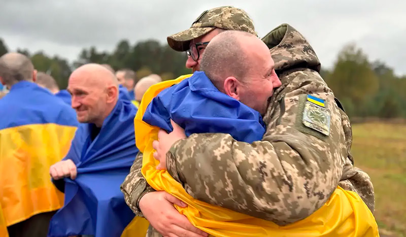 Обмін полоненими 02.10: Україна повернула 185 захисників і 20 цивільних