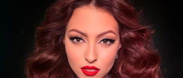 Донька Полякової відмовилася жити в Україні