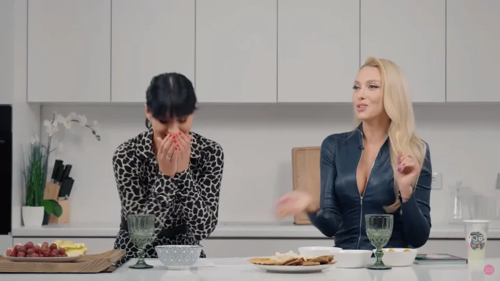 Оля Полякова