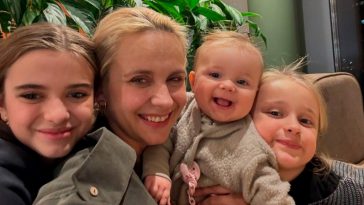 Лілія Ребрик у День захисту дітей поділилася ніжними світлинами зі своїми трьома донечками
