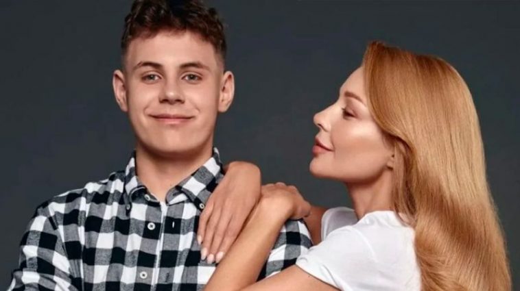 Тіна Кароль розчулила мережу новим сімейним кадром: підрослий Веніамін приїхав до мами