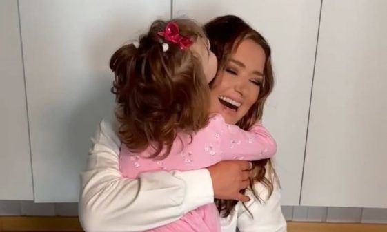 «Мамина доця»: Могилевська вперше показала молодшу доньку без приховування