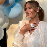 У кумедному капелюшку та з фірмовим гумором: Леся Нікітюк розчулила Мережу новими кадрами з підрослим сином