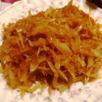 Простий рецепт тушкованої капусти