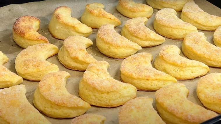 Швидке сирне печиво до чаю: 15 хвилин для смачного відпочинку з чашкою чаю!