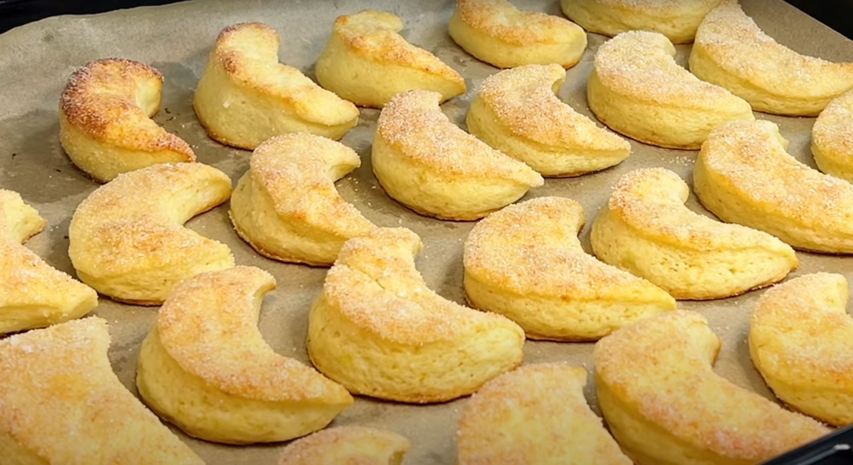 Швидке сирне печиво до чаю: 15 хвилин для смачного відпочинку з чашкою чаю!