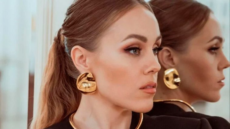 «Я що, стара бабка?»: 39-річна Олена Тополя відверто про роман із 23-річним чоловіком після розлучення