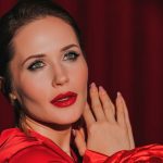 Від білого до полум’яного: Наталка Денисенко вразила сміливим перевтіленням