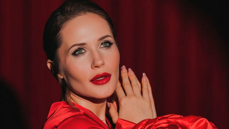 Від білого до полум’яного: Наталка Денисенко вразила сміливим перевтіленням