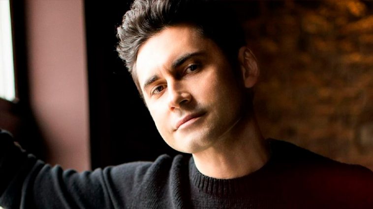 В окулярах та з довгим кучерявим волоссям: Дан Балан вразив фанів різкою зміною іміджу