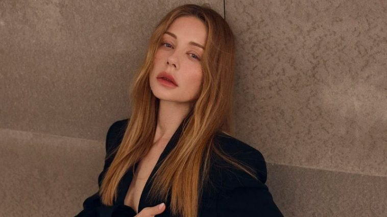 Сміливі шворки та ботфорти: Тіна Кароль змінила імідж і заінтригувала публіку