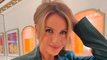 Сонний дует після ночі тривог: коханий Нікітюк показав ніжний кадр із сином