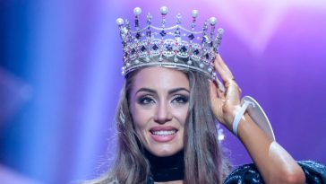 На Лазурному узбережжі з Лободою та Галкіним: «Міс Україна-2019» розкішно відзначила 31-річчя