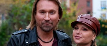 Олег Винник здивував поведінкою у Празі: під час прогулянки з дружиною почав гавкати