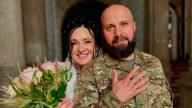 Соломія Вітвіцька офіційно стала дружиною військового: зіркова пара поділилася щасливими кадрами