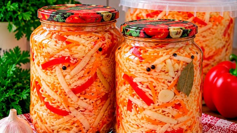 🥬 Маринована капуста з болгарським перцем швидкого приготування