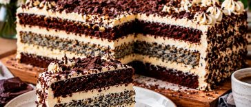🍰 Торт «По-багатому» з маком, шоколадними коржами та кремом «Пломбір» — високий красень, від якого неможливо відірватися!