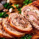 🥩 Домашній рулет зі свинячої рульки — ніжніший за ковбасу! М’ясний делікатес, який підкорить усіх 😍
